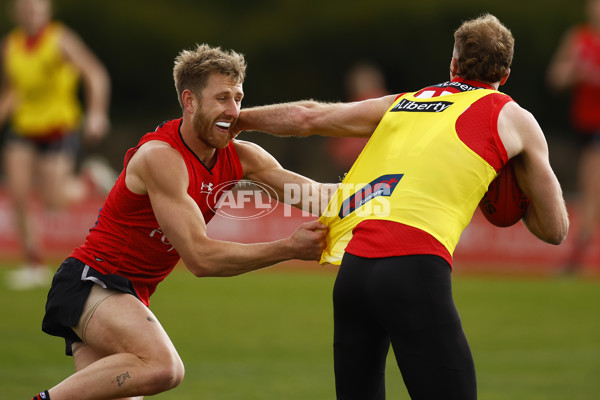 AFL 2022 Training - Essendon 040822 - 984771