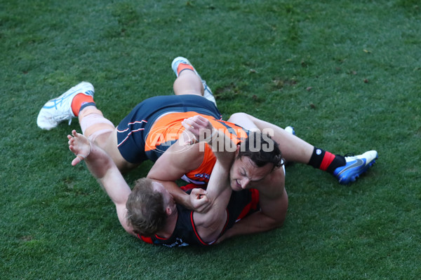 AFL 2022 Round 21 - GWS v Essendon - 985778