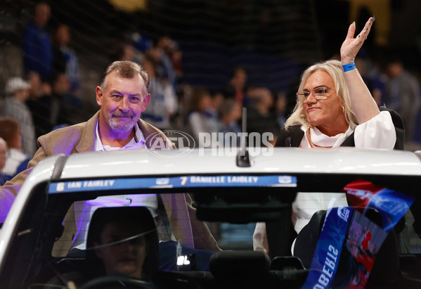 AFL 2022 Round 21 - North Melbourne v Sydney - 987165