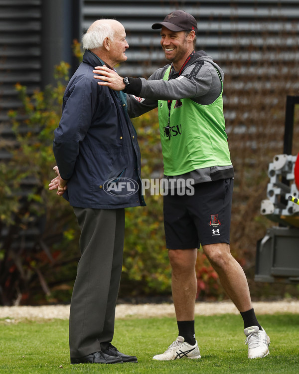 AFL 2022 Training - Essendon 180822 - 994288