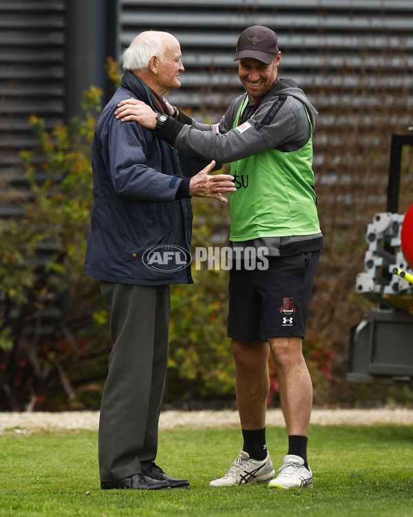 AFL 2022 Training - Essendon 180822 - 994286