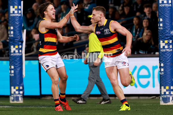 AFL 2022 Round 23 - Port Adelaide v Adelaide - 995826