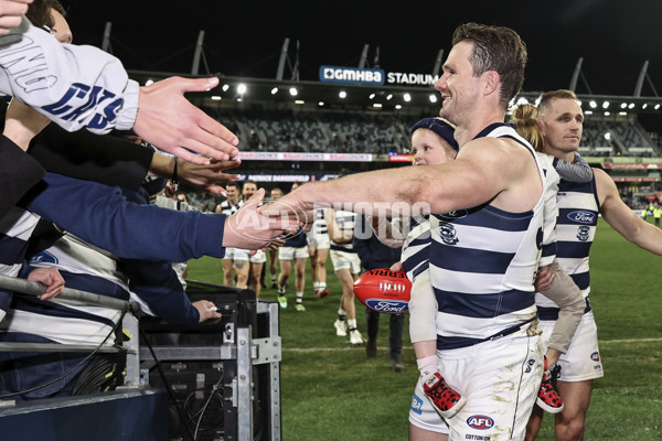 AFL 2022 Round 23 - Geelong v West Coast - 995869