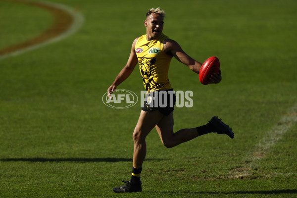 AFL 2022 Training - Richmond 270822 - 998346