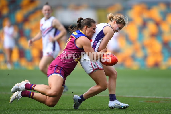 AFLW 2022 S7 Round 01 - Brisbane v Fremantle - 999243