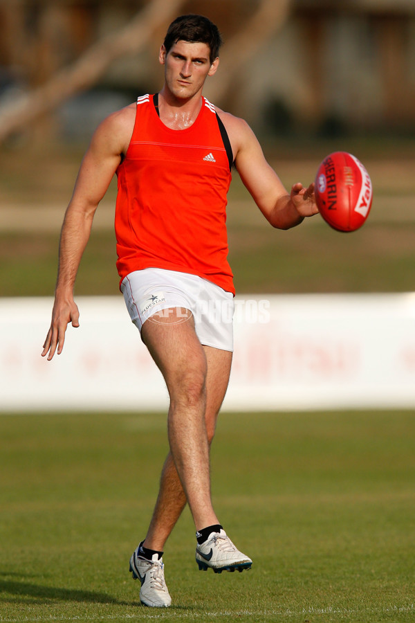 AFL 2015 Training - Essendon 250215 - 360118