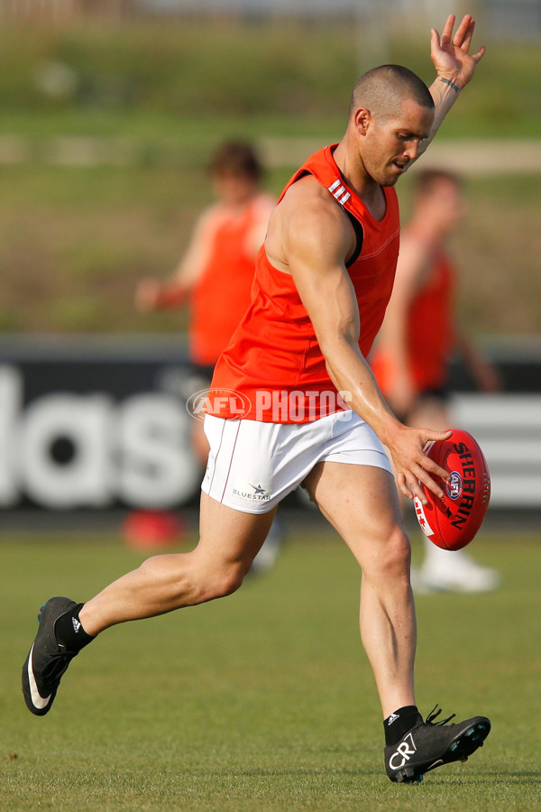 AFL 2015 Training - Essendon 250215 - 360114