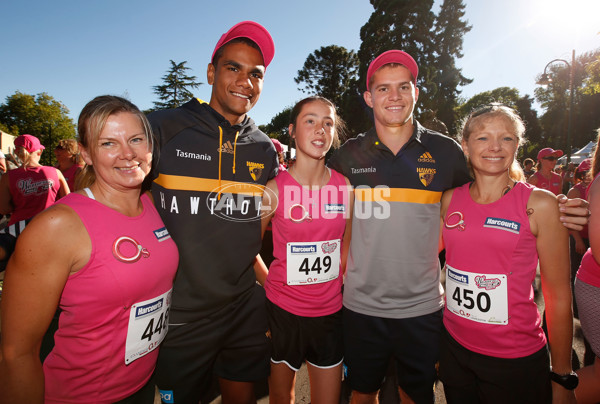 AFL 2015 Media - Hawthorn Community Camp Day 3 - 360681