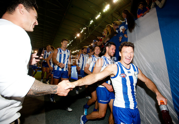 AFL 2015 Rd 02 - North Melbourne v Brisbane - 366091