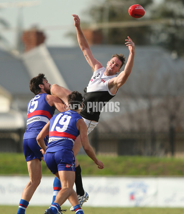 VFL 2015 Rd 06 - Footscray v North Ballarat Roosters - 375758