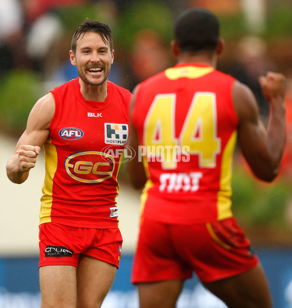 AFL 2015 Rd 11 - Gold Coast v Fremantle - 379762