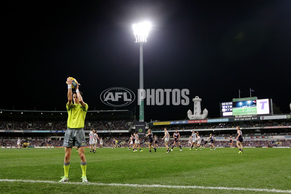 AFL 2015 Rd 13 - Fremantle v Collingwood - 382577
