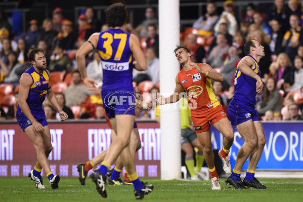 AFL 2015 Rd 18 - Gold Coast v West Coast - 392914