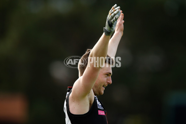 VFL 2015 1st Elimination Final - Essendon v Casey Scorpions - 401479