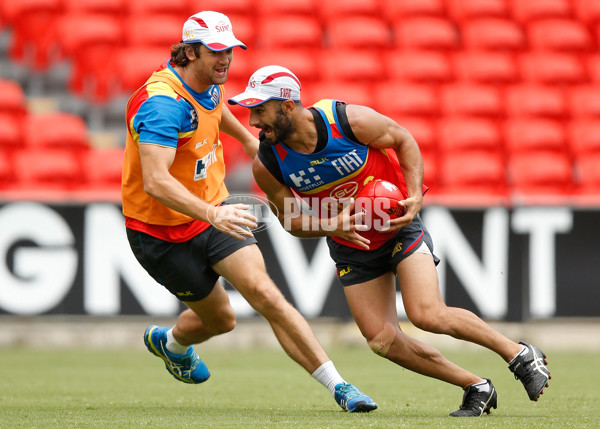 AFL 2015 Training - Gold Coast 171215 - 414054