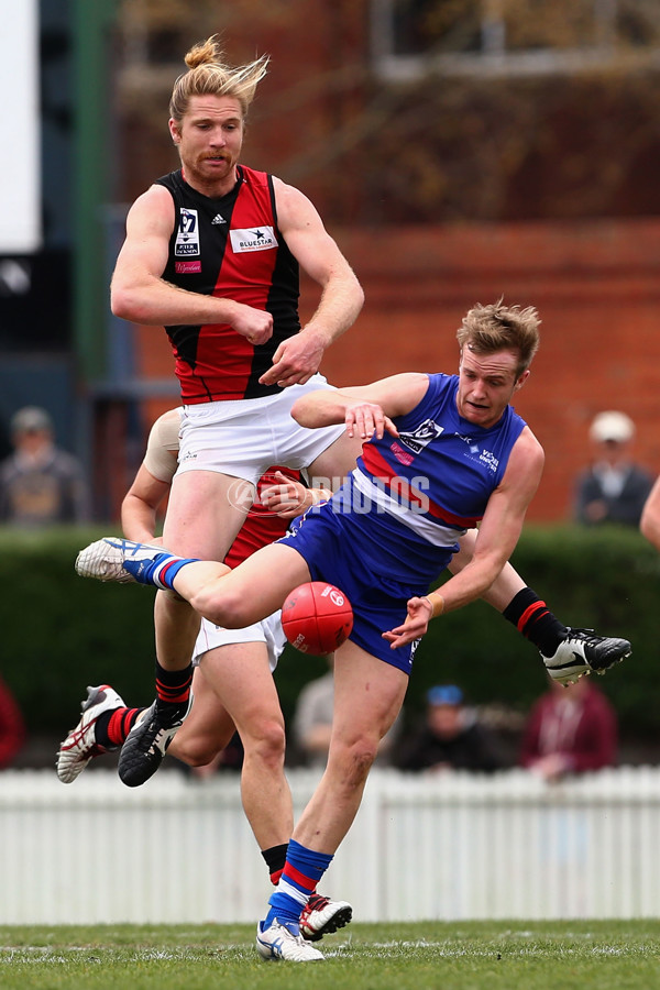 VFL 2015 1st Semi Final - Footscray Bulldogs v Essendon - 403800