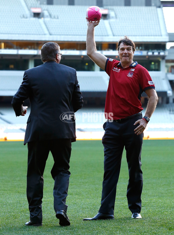 AFL 2014 Media - BCNA Field of Women Breakfast - 319490