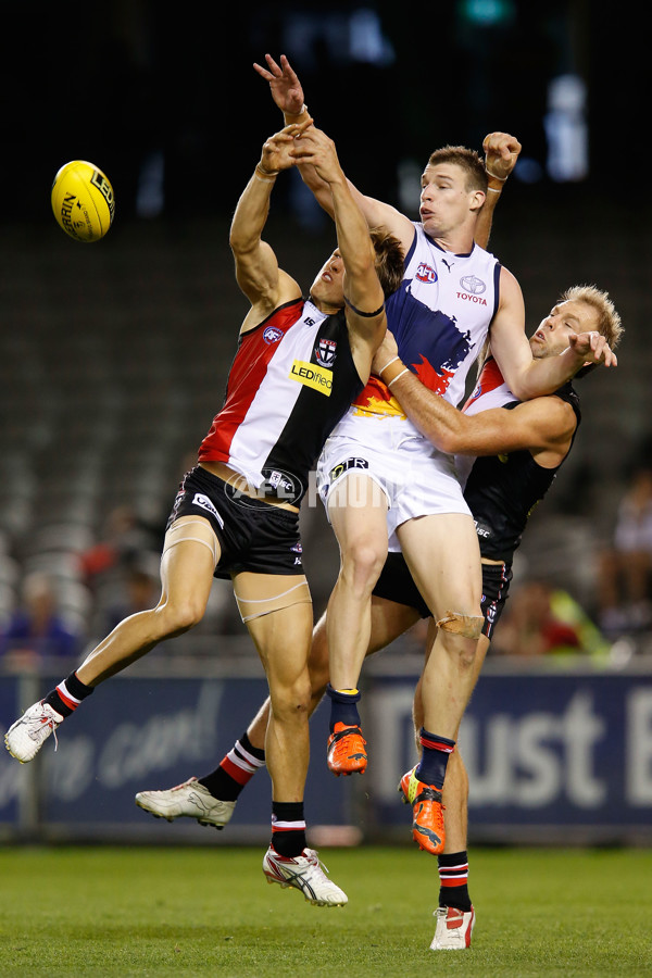 AFL 2014 Rd 04 - St Kilda v Adelaide - 321975