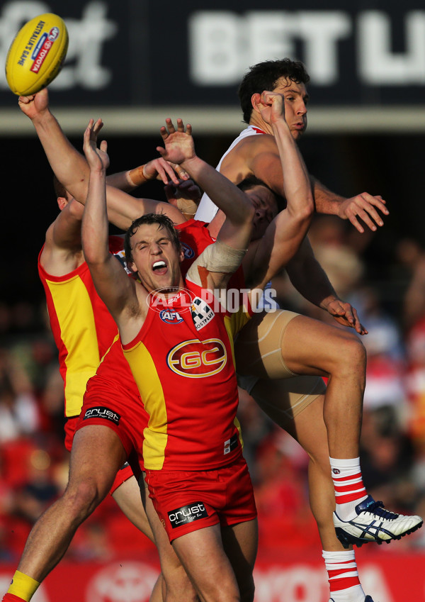 AFL 2014 Rd 12 - Gold Coast v Sydney - 331354