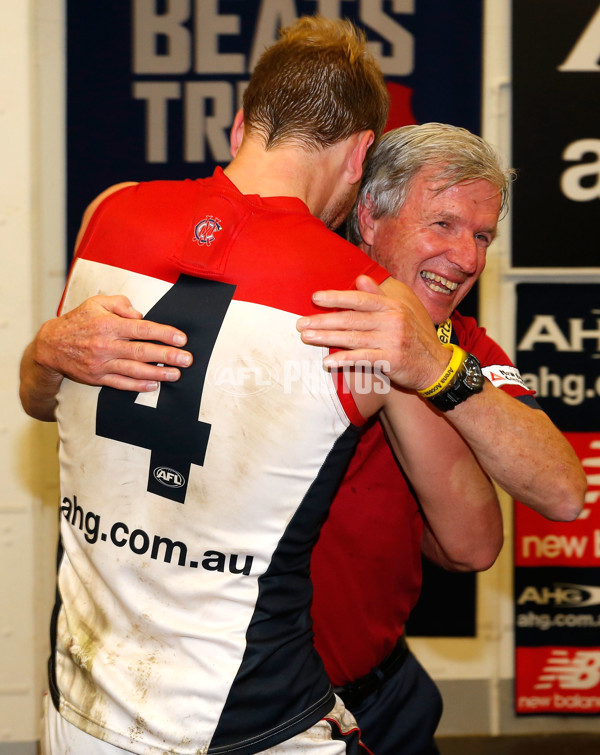 AFL 2014 Rd 13 - Essendon v Melbourne - 332807