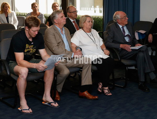 AFL 2015 Media - Maddie Riewoldts Vision - 409709