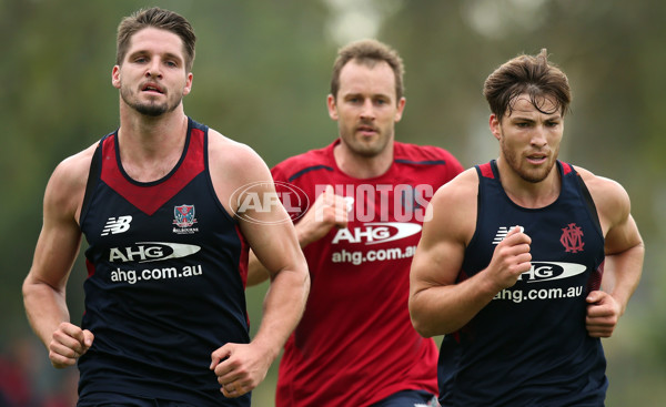 AFL 2015 Training - Melbourne 201115 - 411301