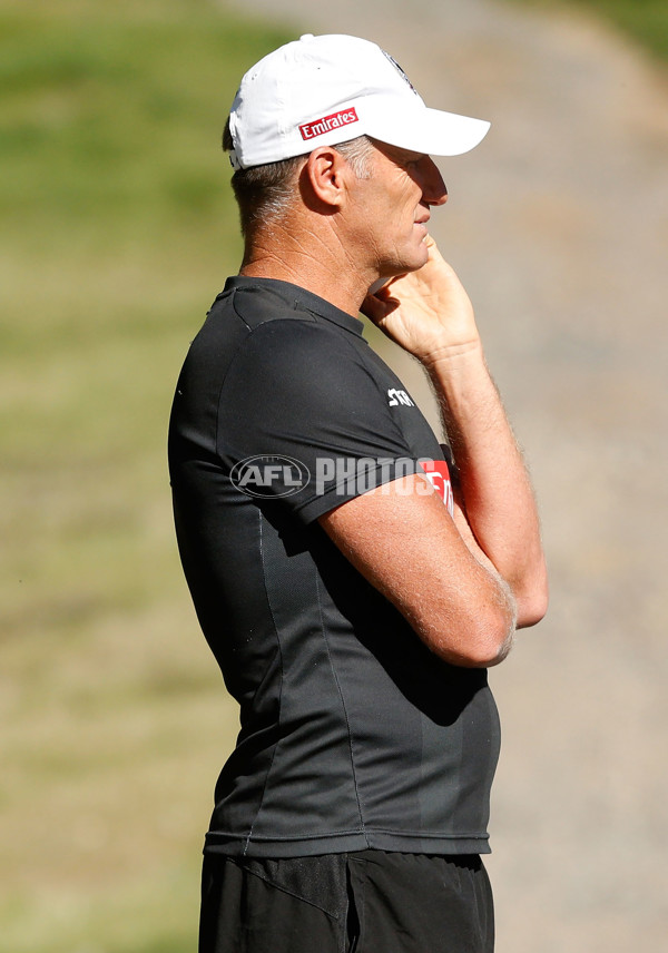 AFL 2015 Training - Magpies at Falls Creek 191115 - 411267