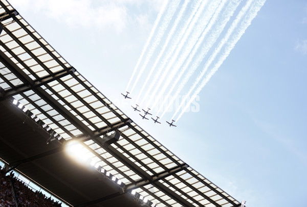 AFL 2023 Round 06 - Collingwood v Essendon - A-25582181