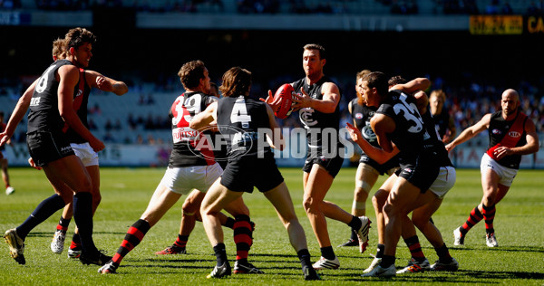 AFL 2014 Rd 23 - Carlton v Essendon - 345603