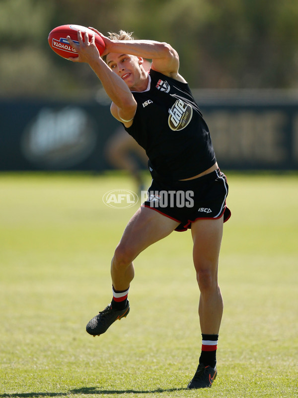 AFL 2016 Training - St Kilda 050216 - 416661