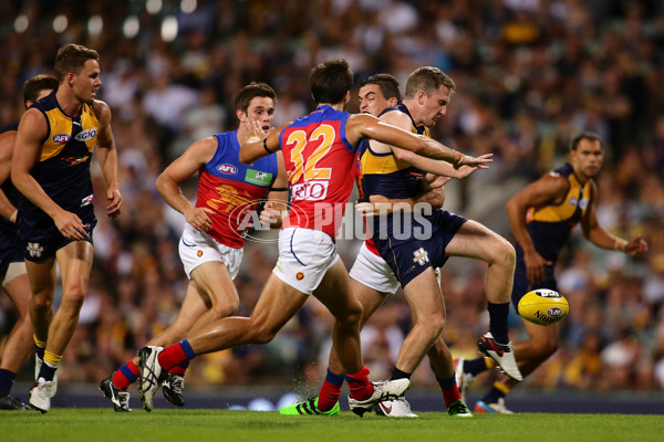 AFL 2016 Rd 01 - West Coast v Brisbane - 424742