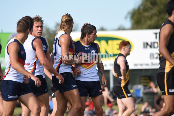 Adelaide 2016 - SANFL R5 v Glenelg - 433828
