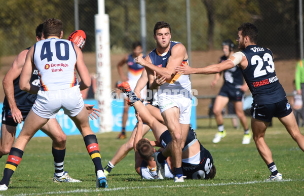 Adelaide 2016 - SANFL R6 v South - 435693