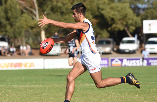 Adelaide 2016 - SANFL R6 v South - 435705