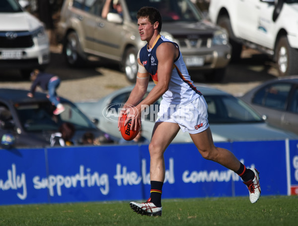 Adelaide 2016 - SANFL R6 v South - 435697
