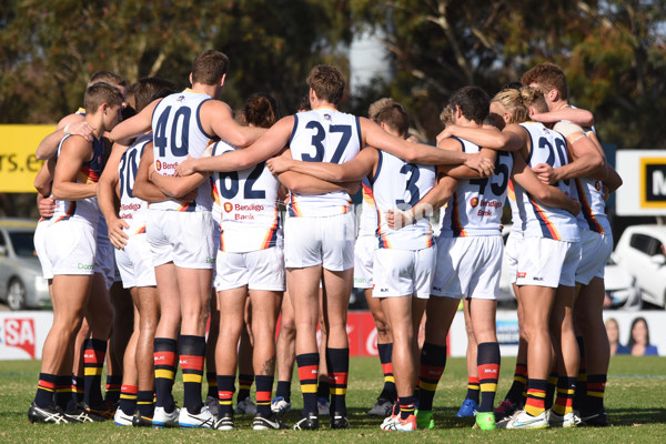 Adelaide 2016 - SANFL R6 v South - 435706