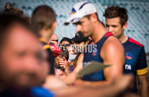 Adelaide 2016 - Open training, May 6 - 436185