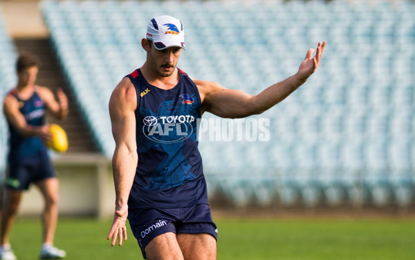 Adelaide 2016 - Open training, May 6 - 436192