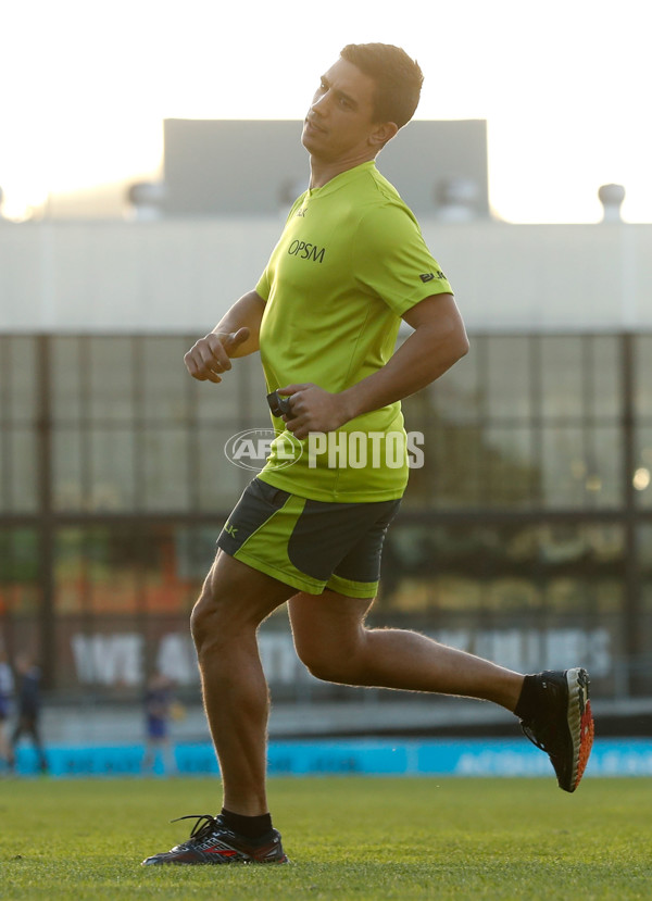 AFL 2016 Portraits - Andrew Carrazzo - 437970