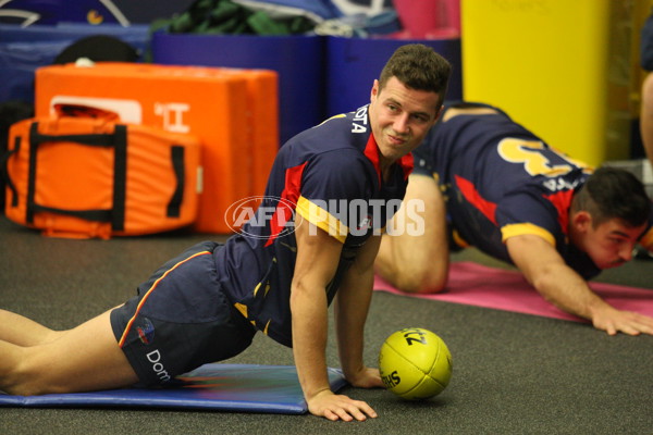 Adelaide 2016 - Ray Titus, Rd 8 - 438271