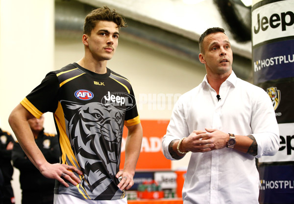 AFL 2016 Rd 16 - Western Bulldogs v Richmond - 453722