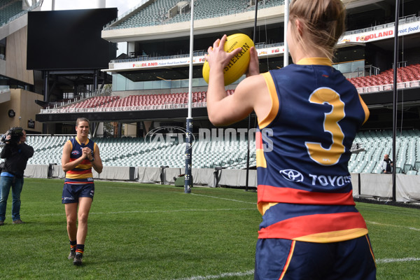 Adelaide 2016 - Chelsea Randall and Kellie Gibson - 458346