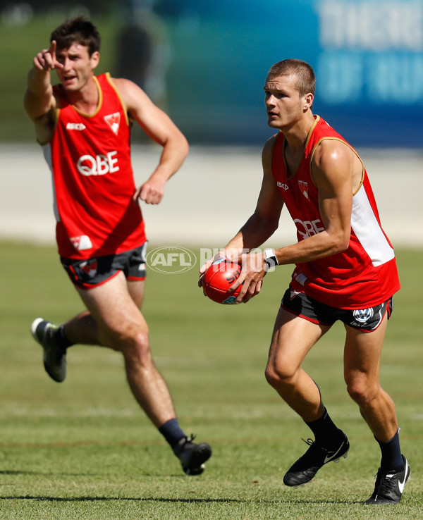 AFL 2016 Training - Sydney Swans 251116 - 479685