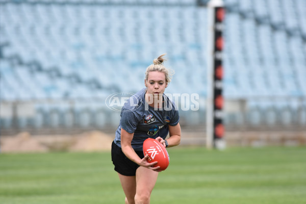 Adelaide 2016 - AFLW Training, November 21 - 480455