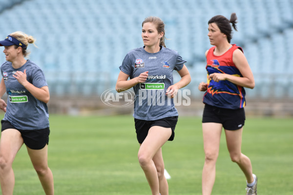 Adelaide 2016 - AFLW Training, November 21 - 480451