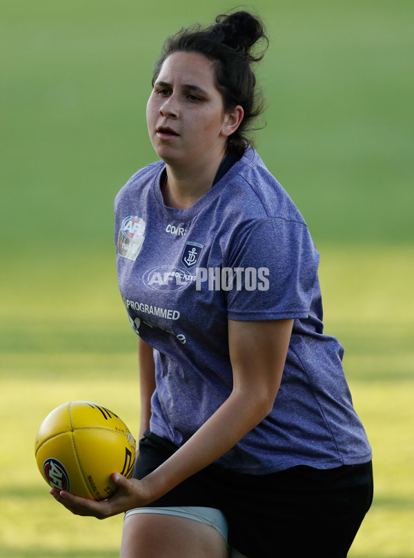 AFL 2016 Training - Fremantle Womens 131216 - 481555
