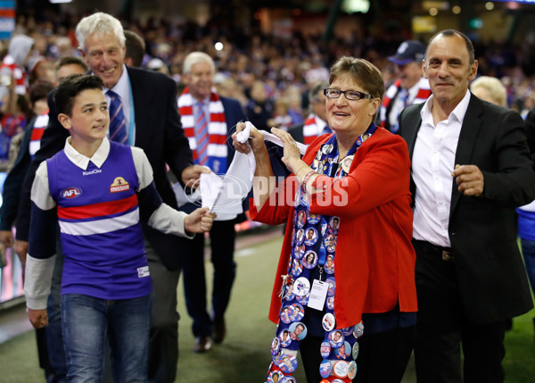 AFL 2017 Round 02 - Western Bulldogs v Sydney - 497093