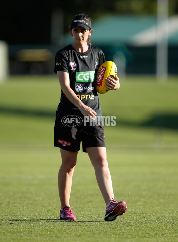 AFLW 2017 Training - Collingwood 131217 - 564077