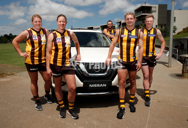 AFL 2018 Media - Hawthorn Nissan Sponsorship Announcement - 641819