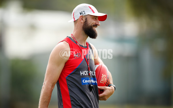 AFL 2018 Training - Gold Coast 131218 - 642133